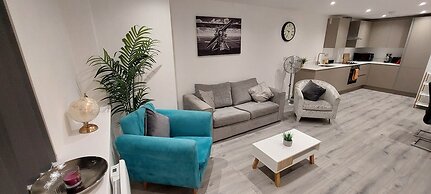 Modern 2 Bedroom Apartments - Camberley