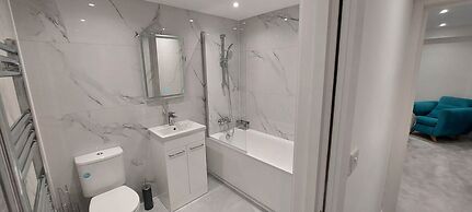 Modern 2 Bedroom Apartments - Camberley