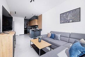 Elegant Apartment in Katowice by Renters