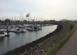 Cozy Zeeland Getaway Spot
