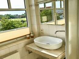 Family and dog Hafenblick