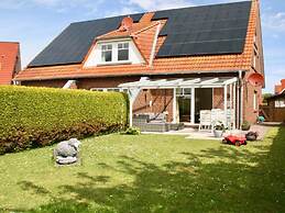 Family and dog Hafenblick