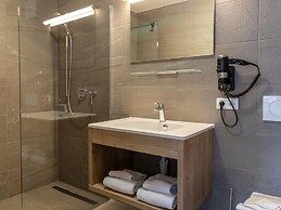 Luxury Apartment With Sauna, First ski Lift at 600m