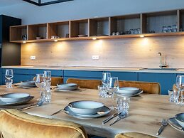 Luxury Apartment With Sauna, First ski Lift at 600m