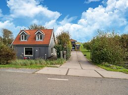 Holiday Home in Burgerbrug Near the Beach