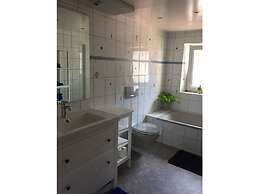 Farsighted Modern Retreat