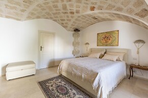 3906 Corte Degli Aranci by Barbarhouse