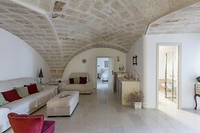 3906 Corte Degli Aranci by Barbarhouse