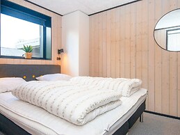 8 Person Holiday Home in Hejls