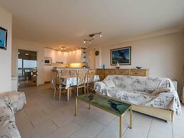 Apartment in Koksijde for 6 Person