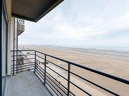 Apartment in Koksijde for 6 Person
