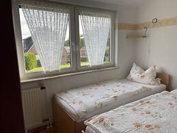 Inviting Apartment Near Beach