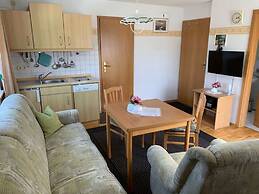 Inviting Apartment Near Beach