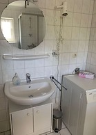 Inviting Apartment Near Beach