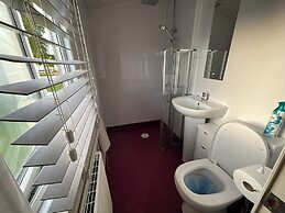 Luxury 2- Bed Caravan in Mersea Island Colchester