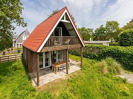 Peaceful Holiday Home in Renesse With Garden