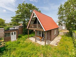 Peaceful Holiday Home in Renesse With Garden