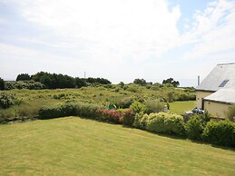 Scenic Villa in Moelan sur mer With Sauna