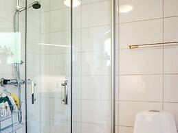 6 Person Holiday Home in Lysekil-by Traum