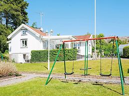 6 Person Holiday Home in Lysekil-by Traum