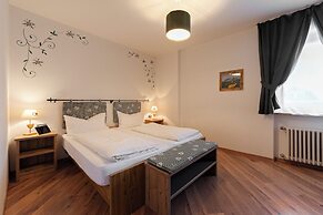 Kyrr Smart Mountain Retreat