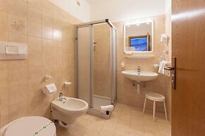 Kyrr Smart Mountain Retreat