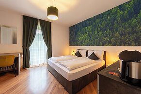 Kyrr Smart Mountain Retreat