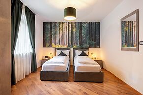 Kyrr Smart Mountain Retreat