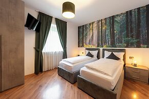 Kyrr Smart Mountain Retreat