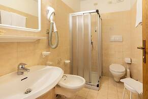 Kyrr Smart Mountain Retreat