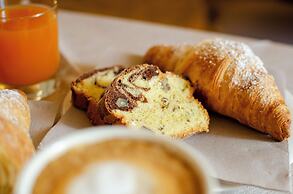 Kyrr Smart Mountain Retreat