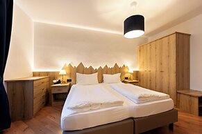 Kyrr Smart Mountain Retreat