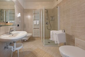 Kyrr Smart Mountain Retreat