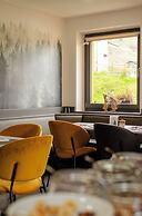 Kyrr Smart Mountain Retreat