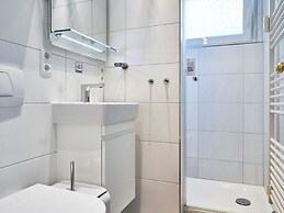 Juchmann Modern Retreat