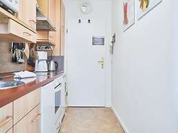 Juchmann Modern Retreat