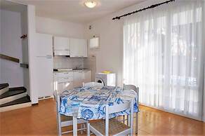 Nice Villa in Caorle With Balcony