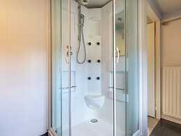 Romantic Holiday Home With Garden