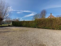 Romantic Holiday Home With Garden