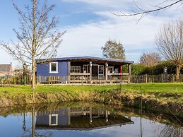 Romantic Holiday Home With Garden