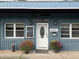 Colton Point Motel