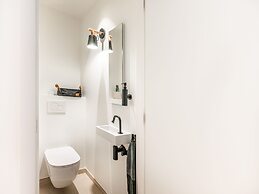 Debaak II 302 Modern Apartment in a top Location