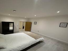 Inviting 1-bed Apartment in Walton on the Naze