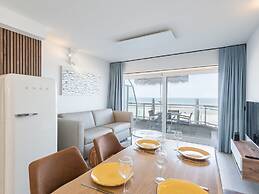 Apartment With Sea-view