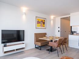 Apartment With Sea-view