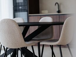 Apartment Located Close to the Beach