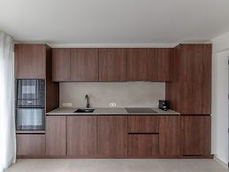 Apartment Located Close to the Beach