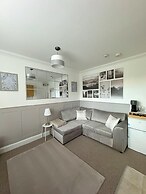 Inviting Apartment in Reading