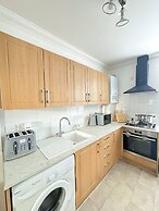 Inviting Apartment in Reading