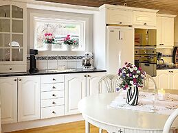 8 Person Holiday Home in Uddevalla-by Traum